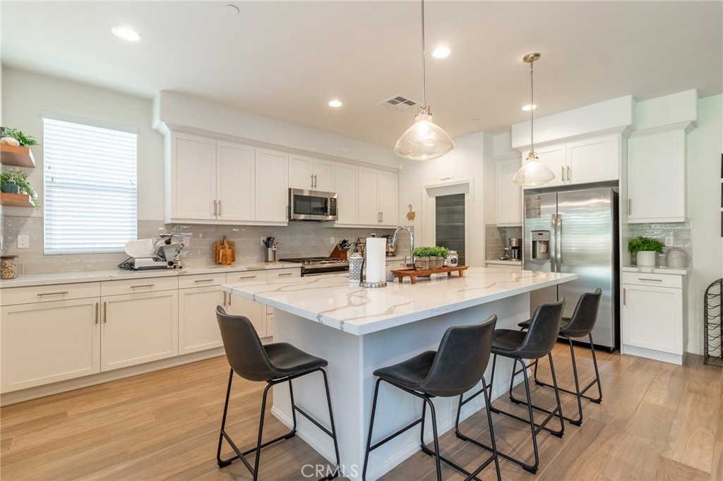 MLS #IG25136785 image #14