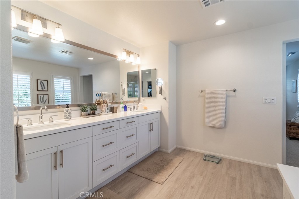 MLS #IG25136785 image #43