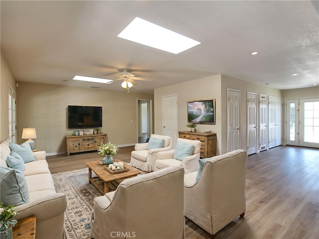 MLS #IG25151033 image #9