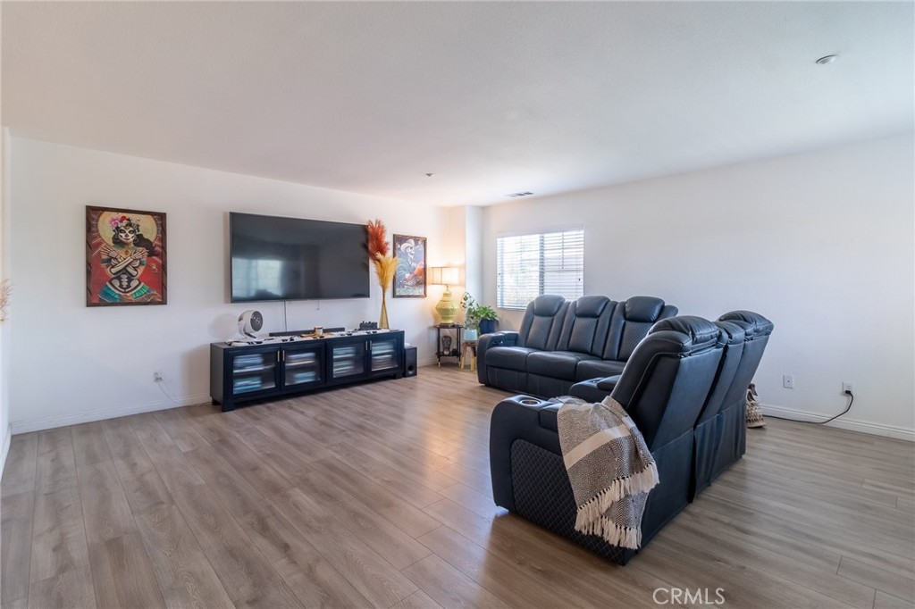 MLS #IG25154317 image #20