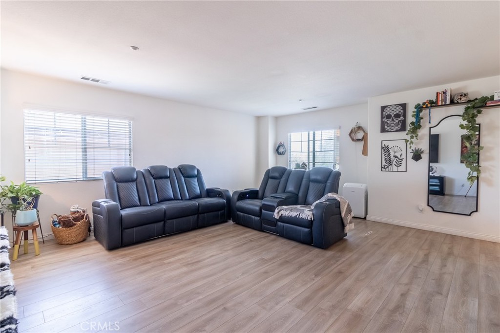 MLS #IG25154317 image #21