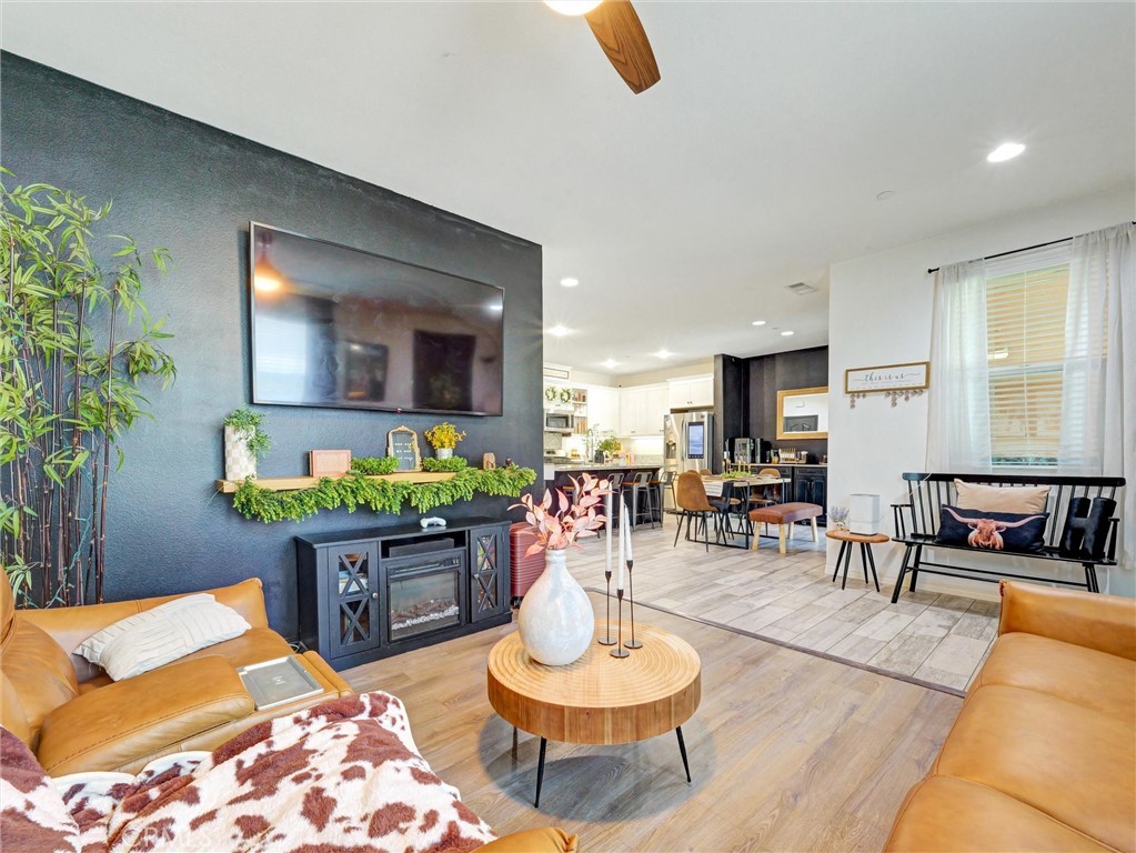 MLS #IG25159453 image #15