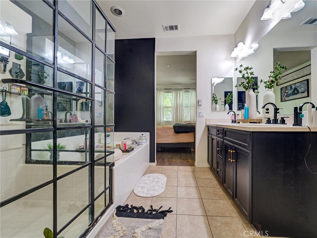 MLS #IG25159453 image #30