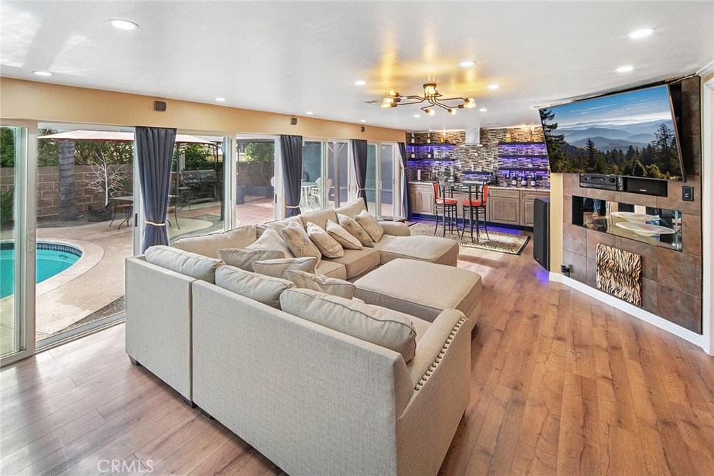 MLS #IG25166117 image #17