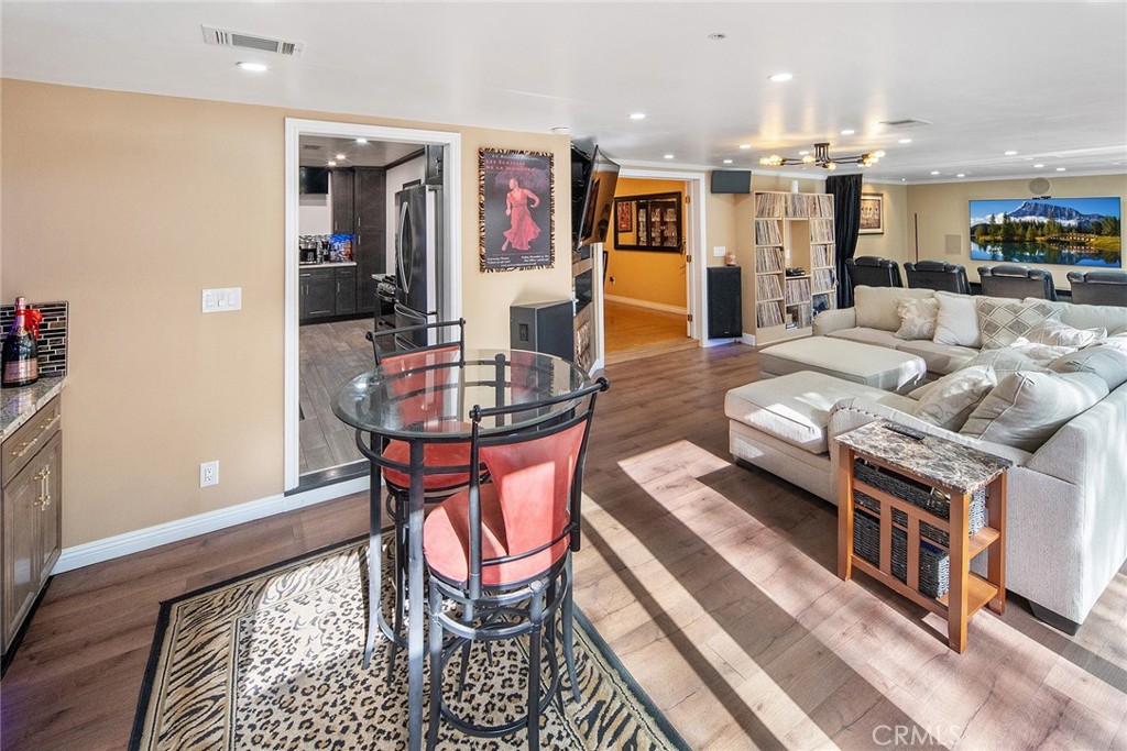 MLS #IG25166117 image #26