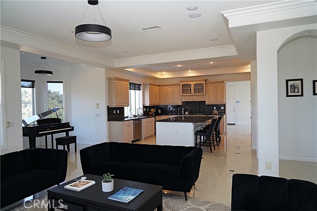 MLS #IG25168575 image #10