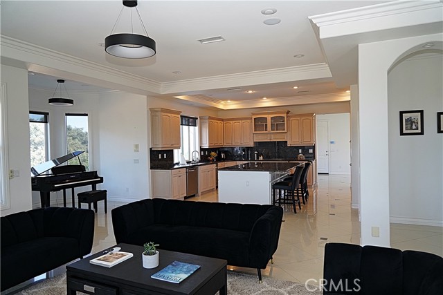 MLS #IG25168575 image #9