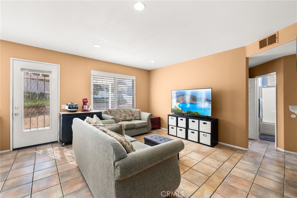 MLS #IG25175329 image #5