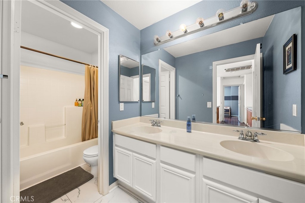 MLS #IG25175857 image #21