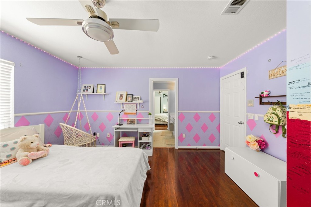 MLS #IG25175857 image #26