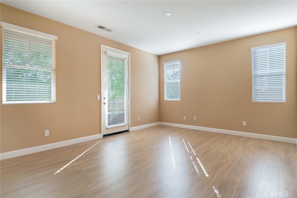 MLS #IG25178345 image #15