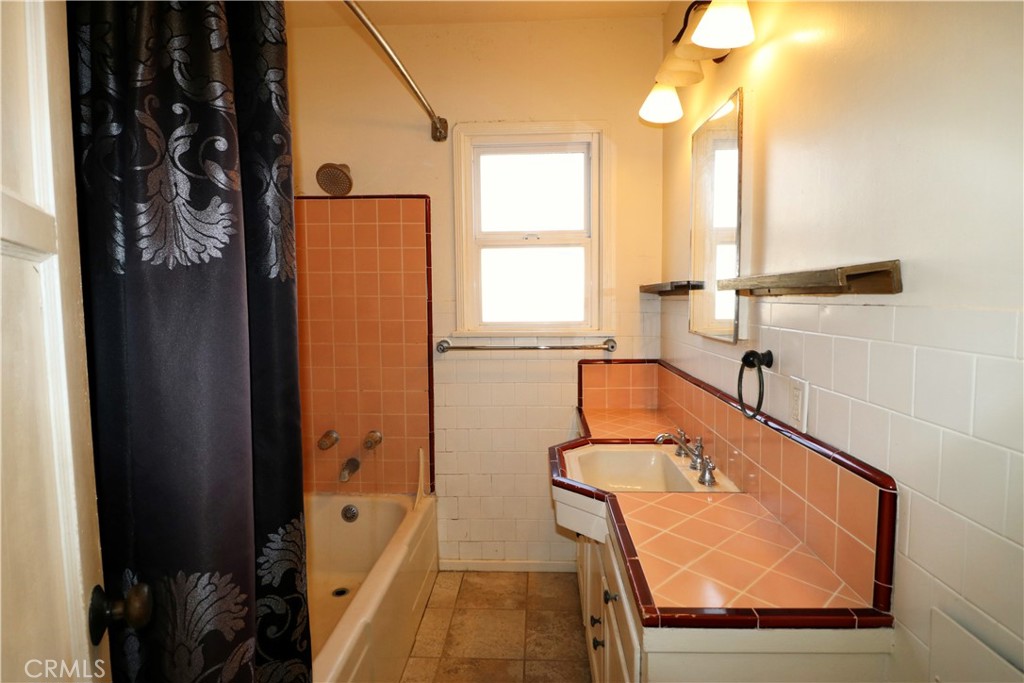 MLS #IG25178902 image #9