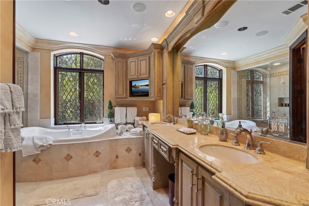 MLS #IG25179854 image #17