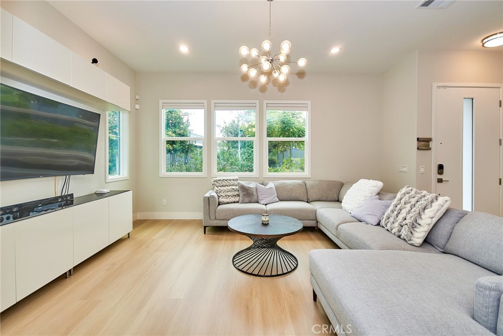 MLS #IG25180382 image #21