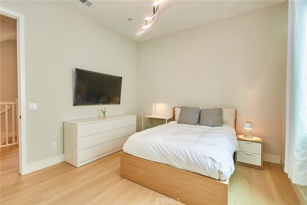 MLS #IG25180382 image #43