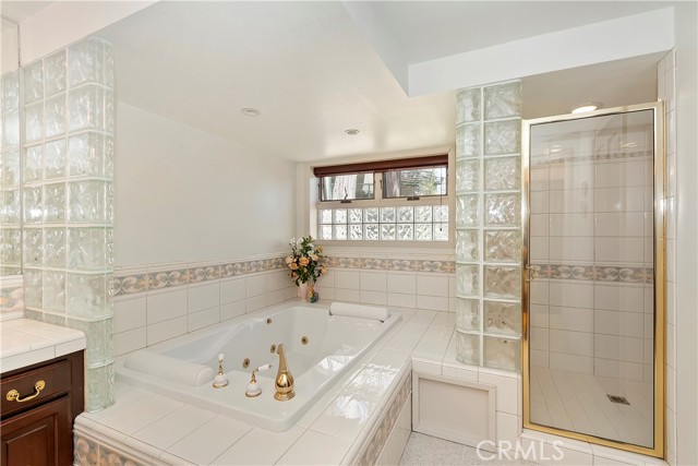 MLS #IG25182095 image #36