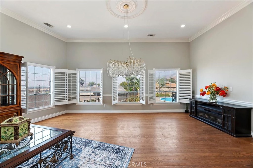 MLS #IG25185471 image #32