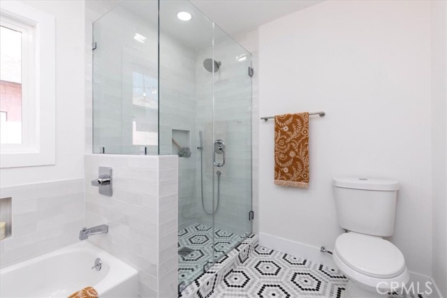 MLS #IG25186327 image #15