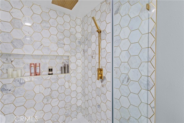 MLS #IG25188428 image #20