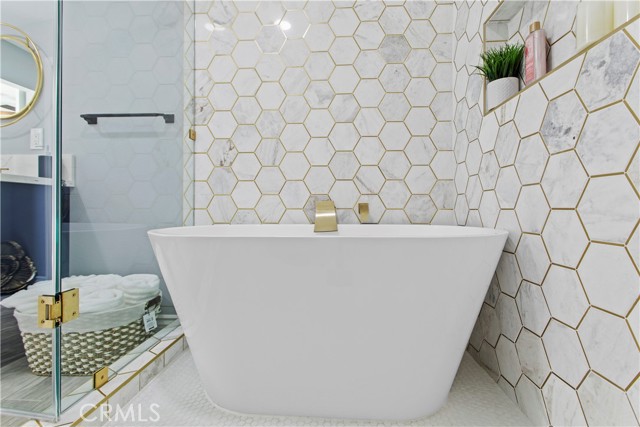 MLS #IG25188428 image #23