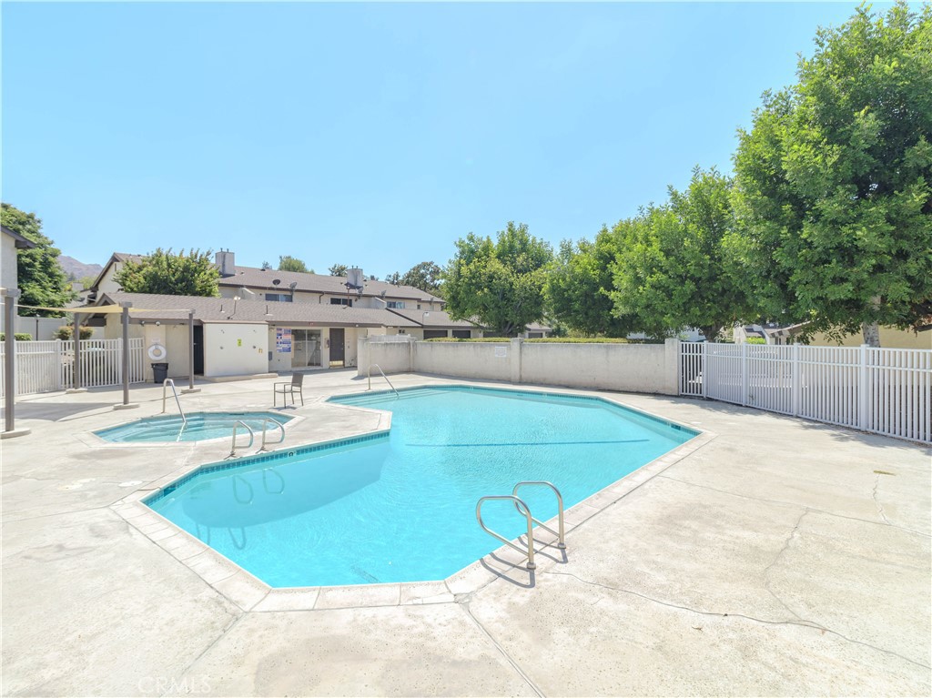 MLS #IG25188899 image #21