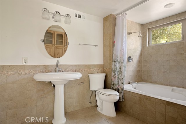 MLS #IG25189855 image #27