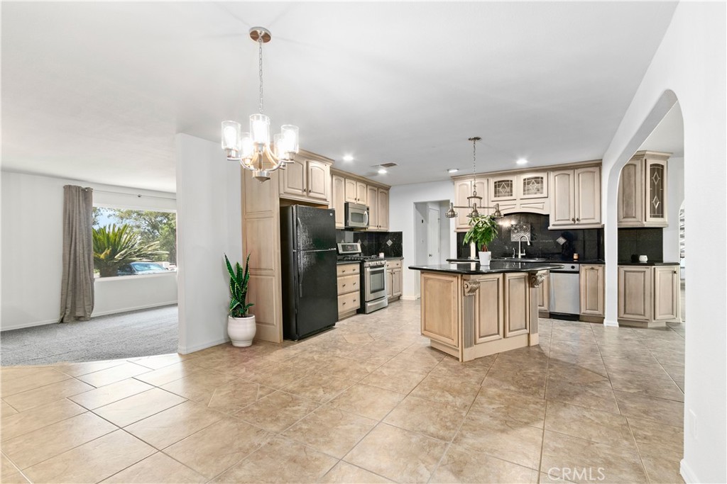 MLS #IG25191550 image #11