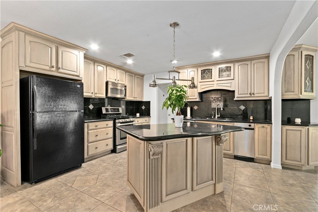 MLS #IG25191550 image #5