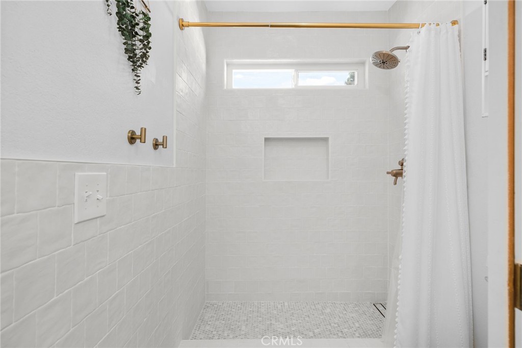 MLS #IG25193139 image #34