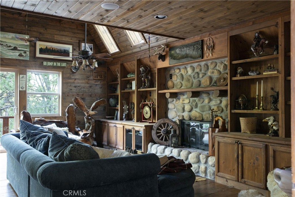 MLS #IG25196983 image #21