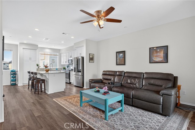 MLS #IG25198943 image #15