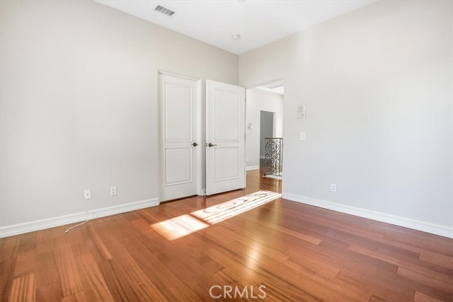 MLS #IG25199958 image #26