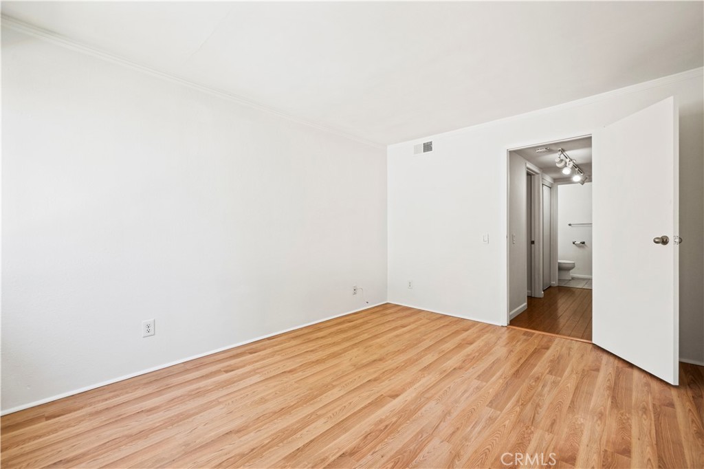 MLS #IG25202933 image #21