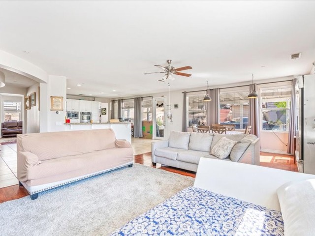 MLS #IG25207438 image #23