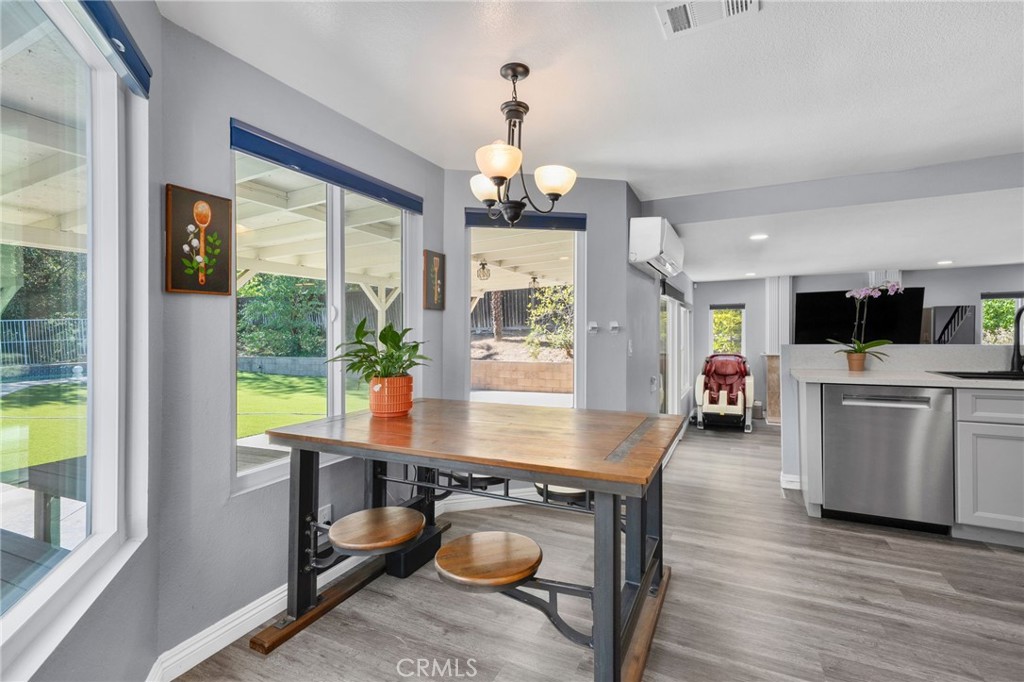 MLS #IG25214988 image #17