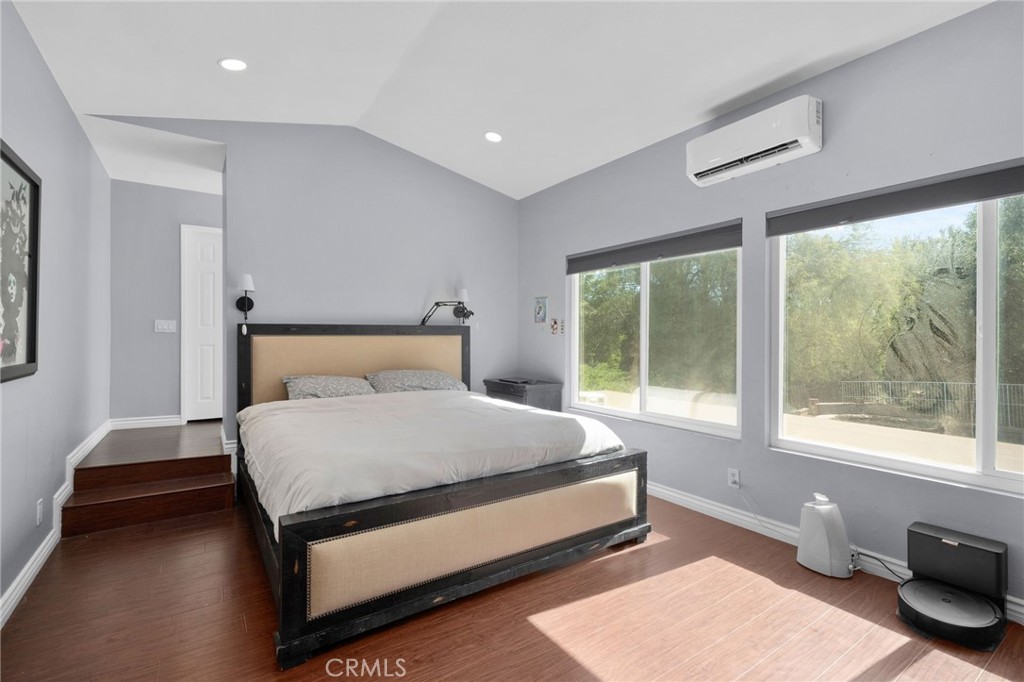 MLS #IG25214988 image #25