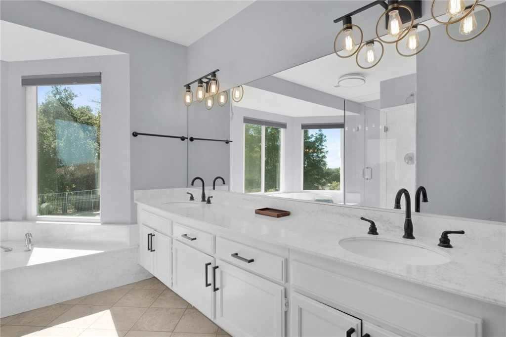 MLS #IG25214988 image #30