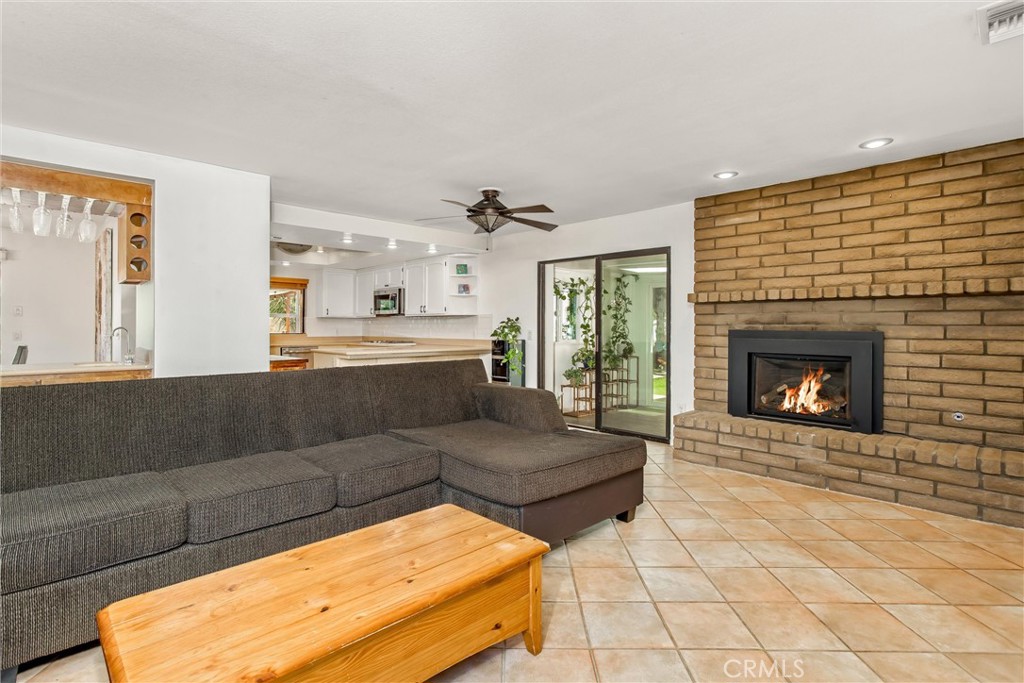 MLS #IG25218221 image #9