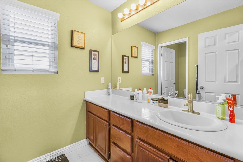 MLS #IG25219686 image #30