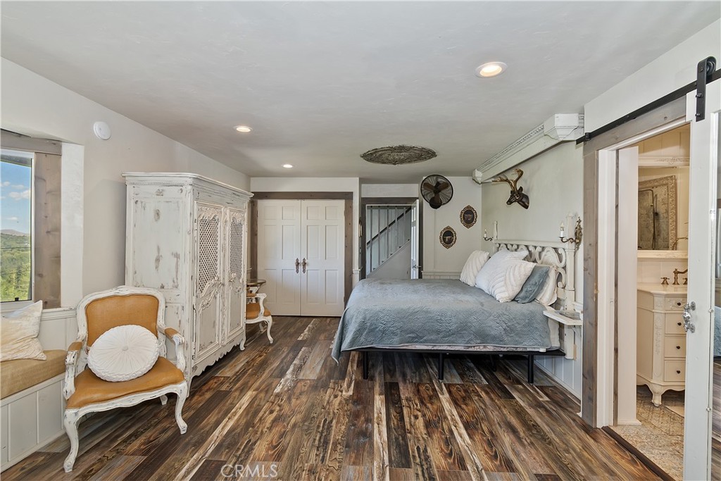 MLS #IG25219946 image #28