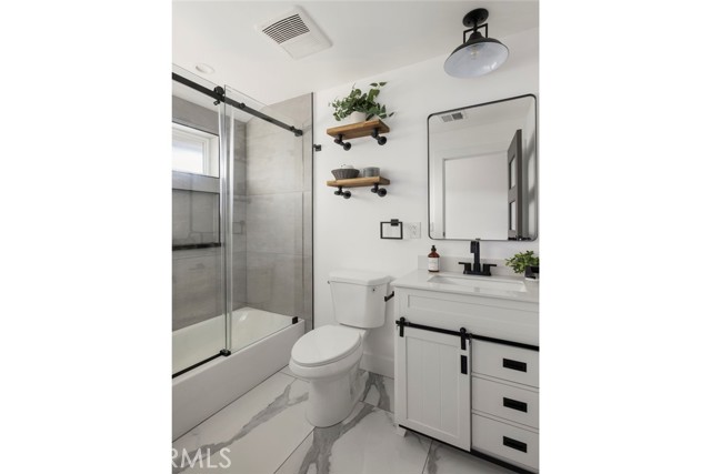 MLS #IG25220181 image #25