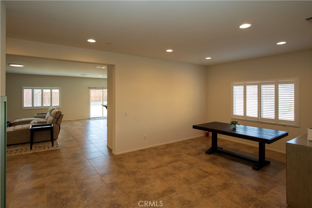 MLS #IG25221805 image #2