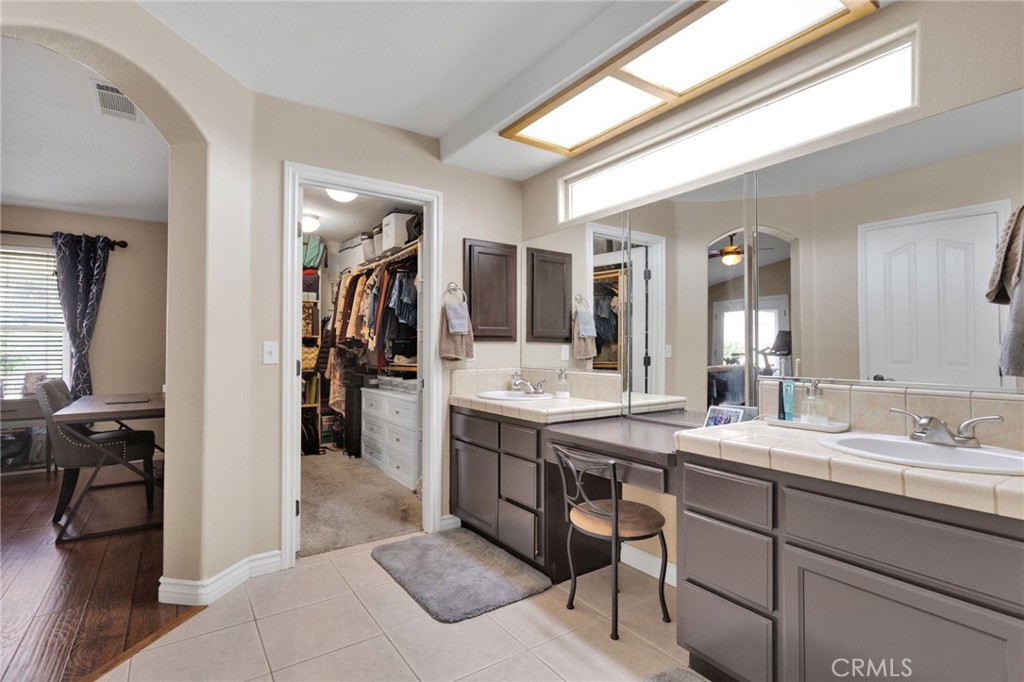 MLS #IG25222511 image #32