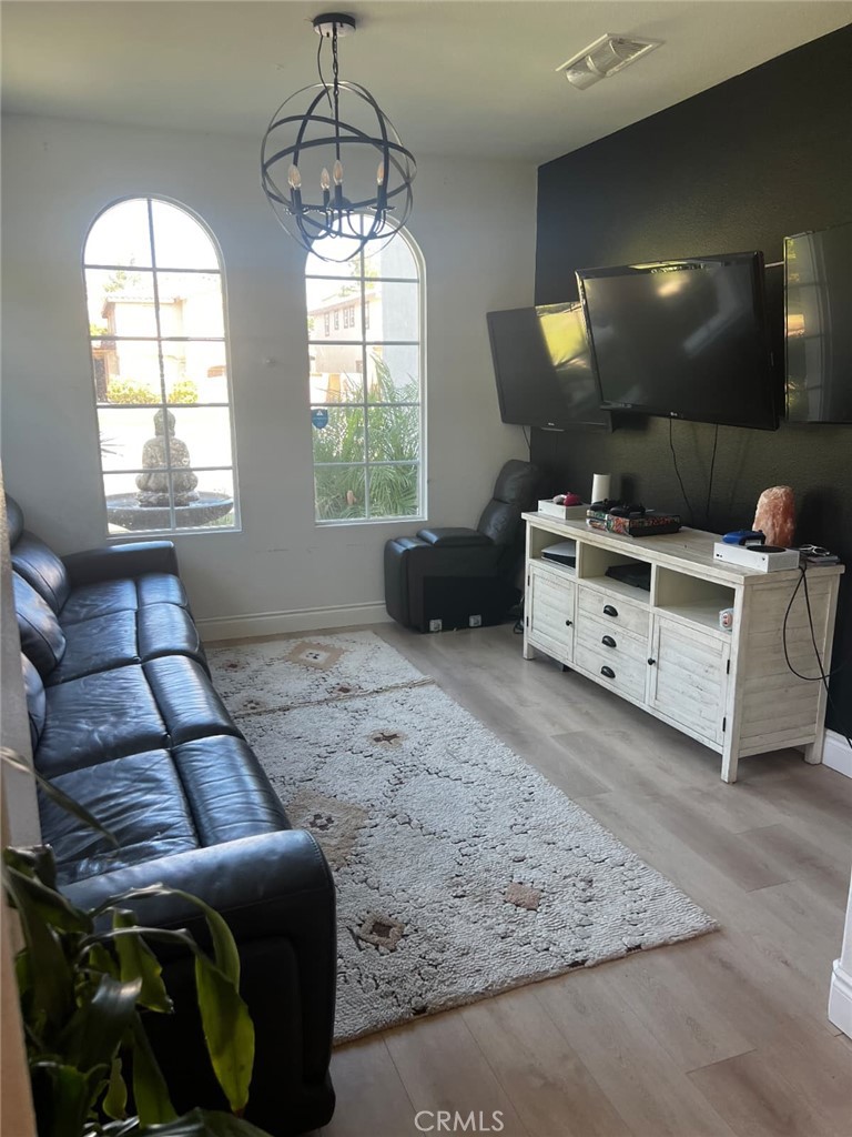 MLS #IG25223629 image #4