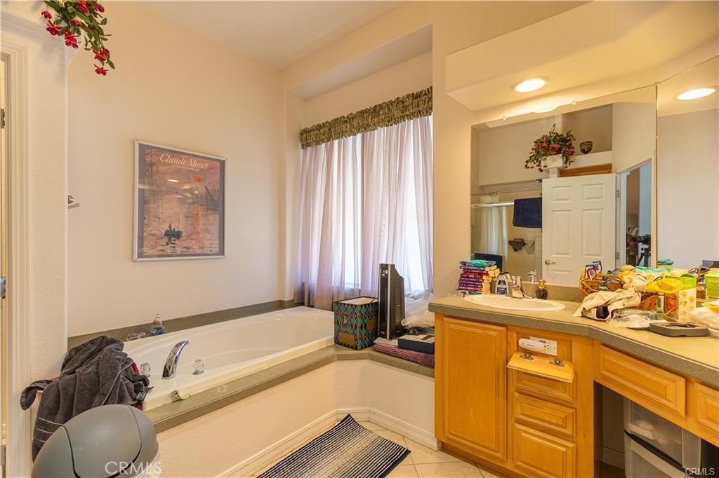 MLS #IG25236854 image #15