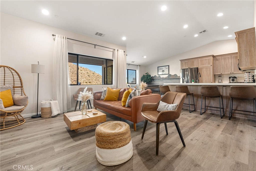 MLS #IG25237378 image #3