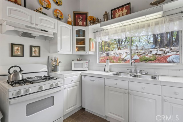 MLS #IG25237572 image #10