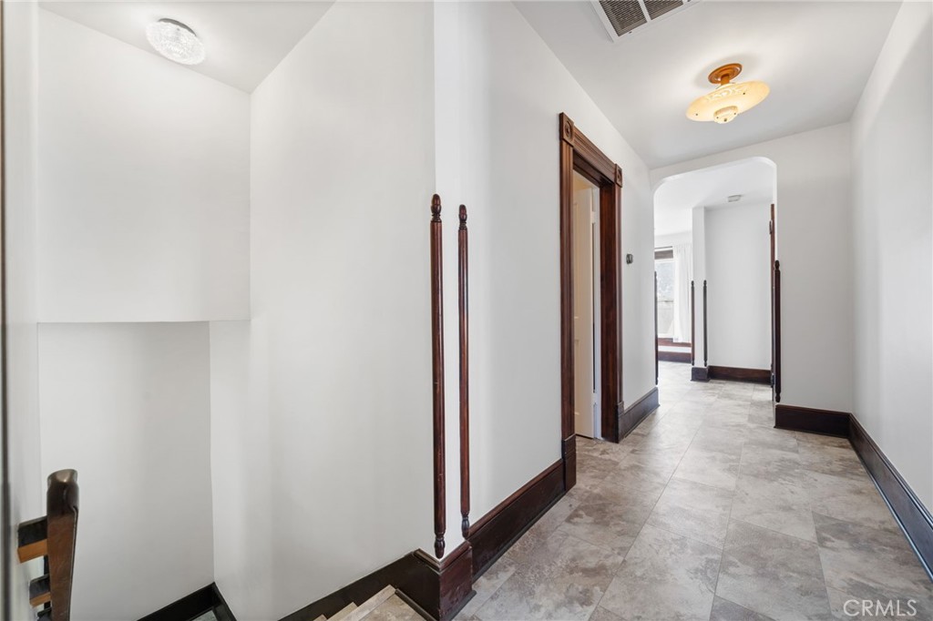 MLS #IG25238682 image #8