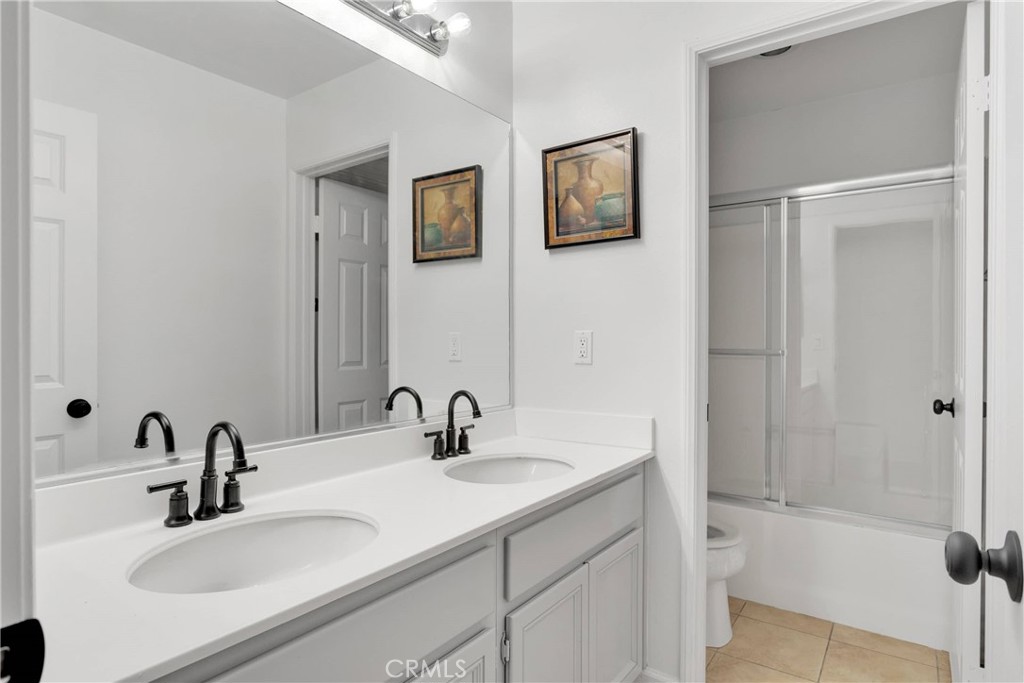 MLS #IG25238988 image #35