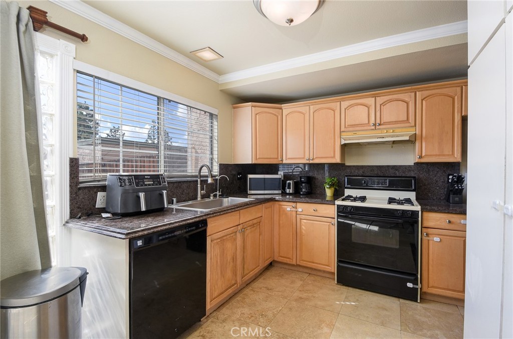 MLS #IG25241593 image #9